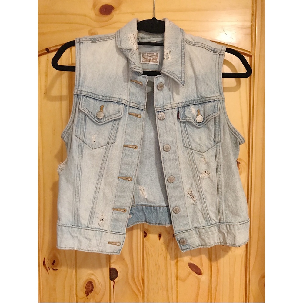 Levi’s denim vest